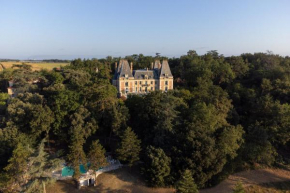Enjoy Residencé Château de Monbrison, apartment for two guests